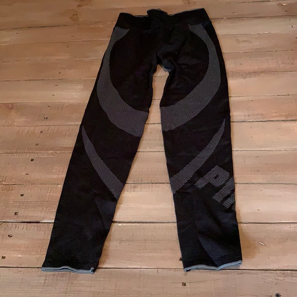 PINK ultimate leggings